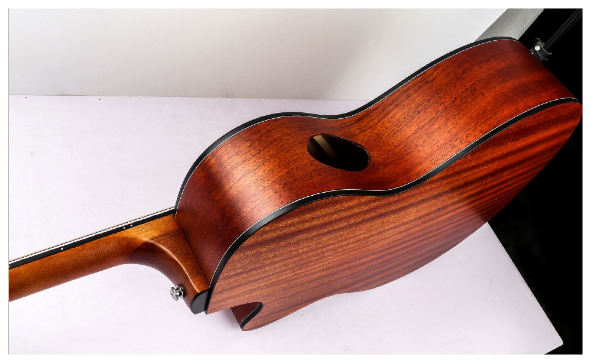 G-05 Acoustic Guitar