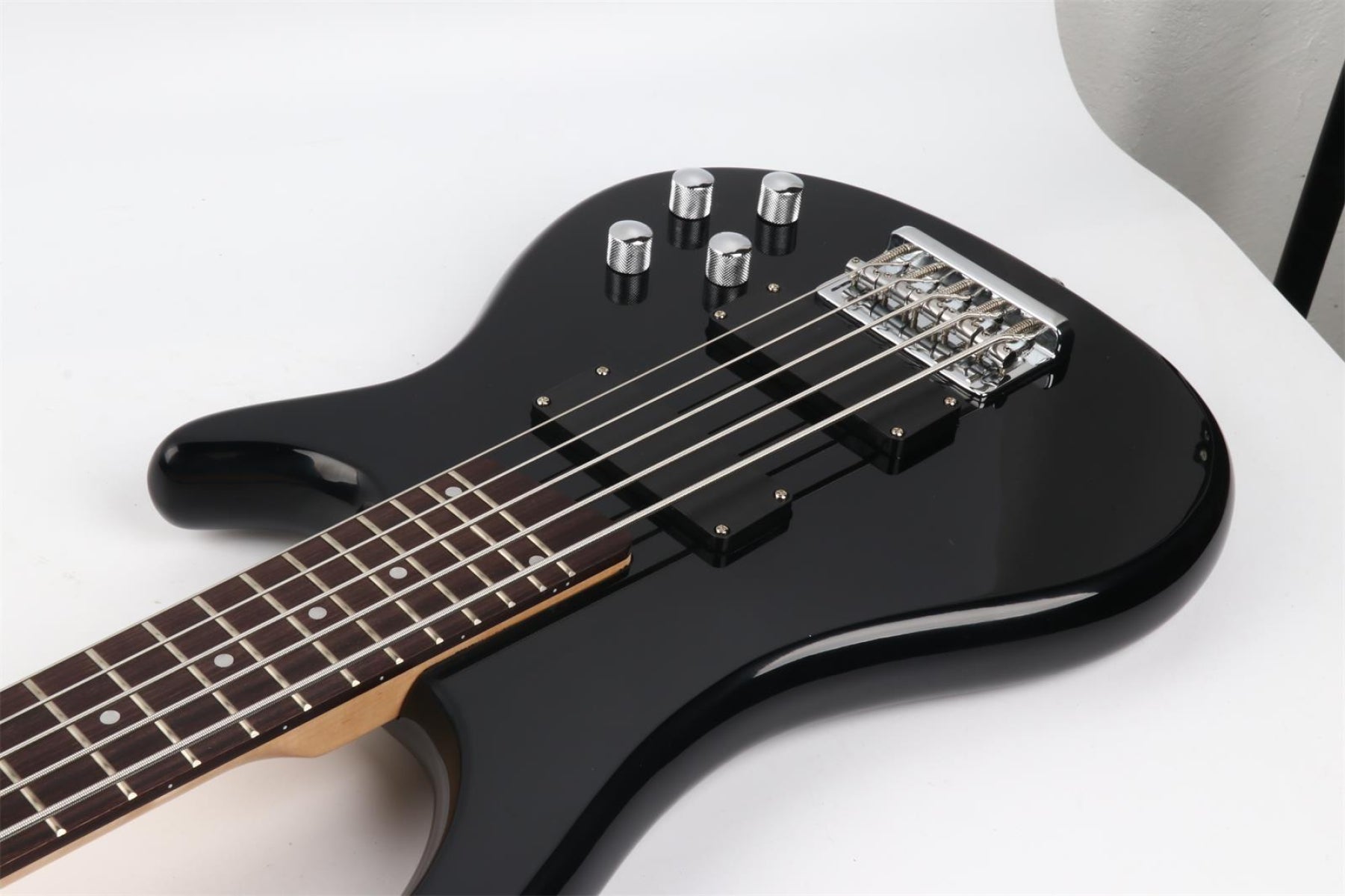 G-B3-5 5-String Electric Bass - Image 3