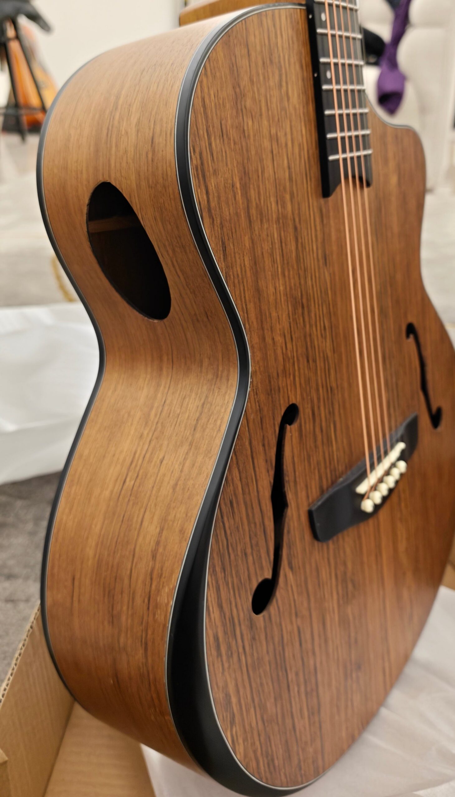 Acoustic Guitar - LS-580 Wooden 40" - Image 3